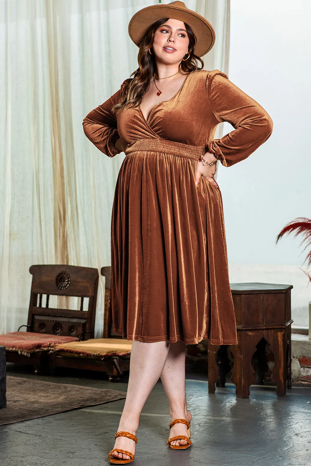 Balloon Sleeve Velvet Plus Size Dress