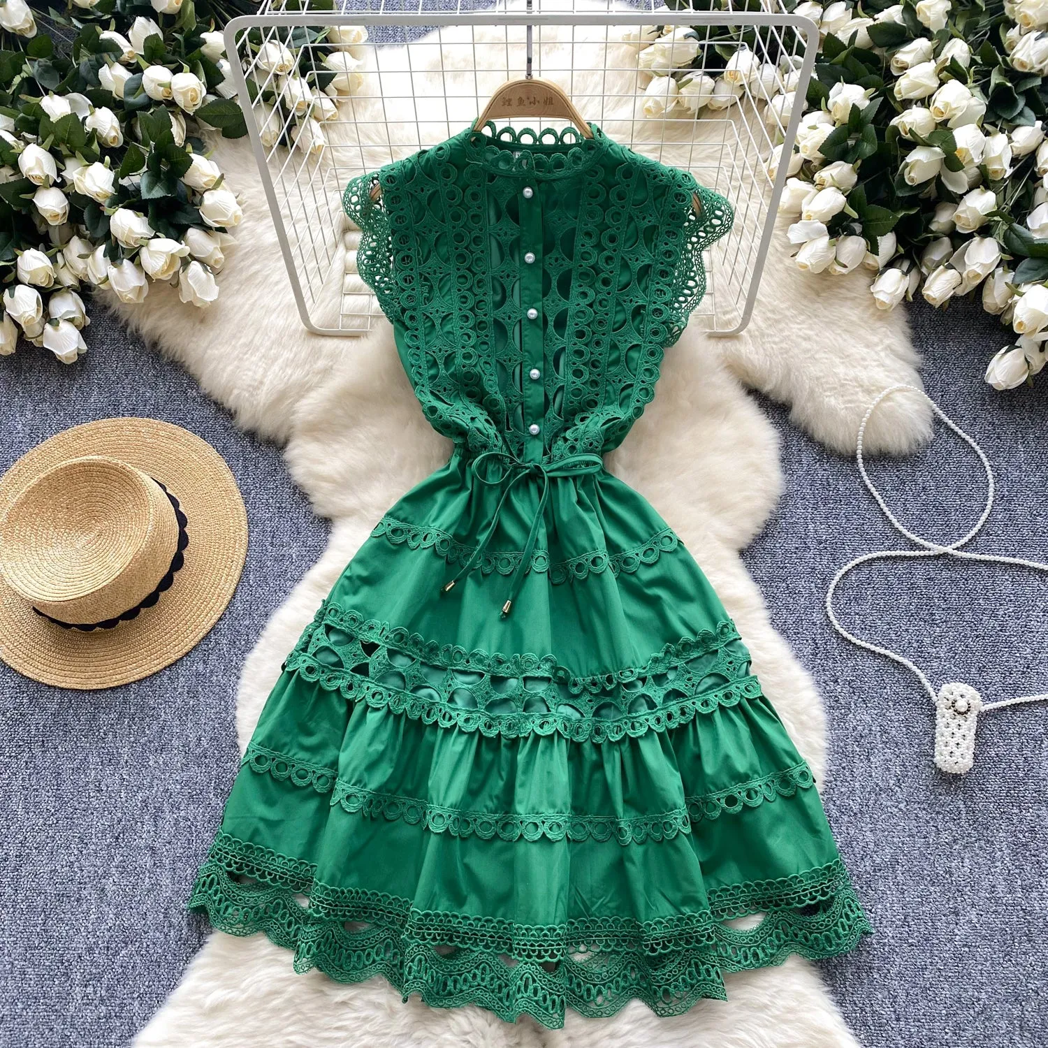 Elegant Hollowed Lace Sleeveless Dress