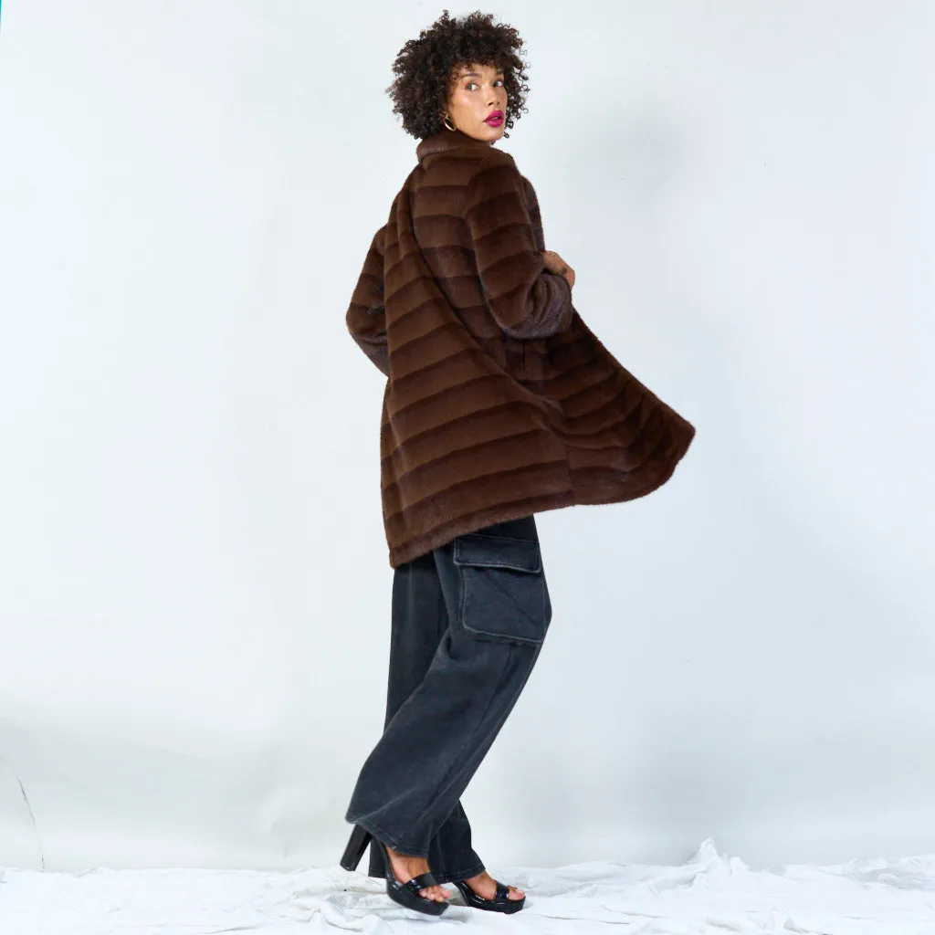 Luxurious striped faux fur coat with wide lapel wholesale