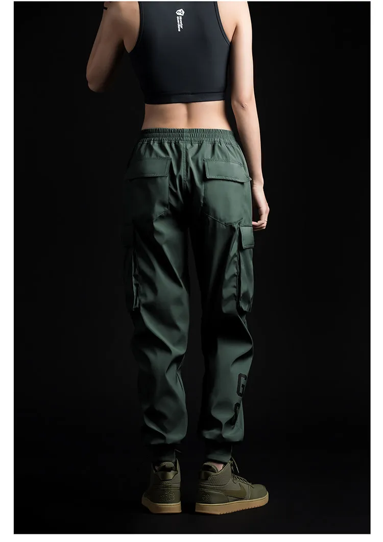 MONSTER GUARDIANS POCKET DETAIL RELAXED CARGO PANTS