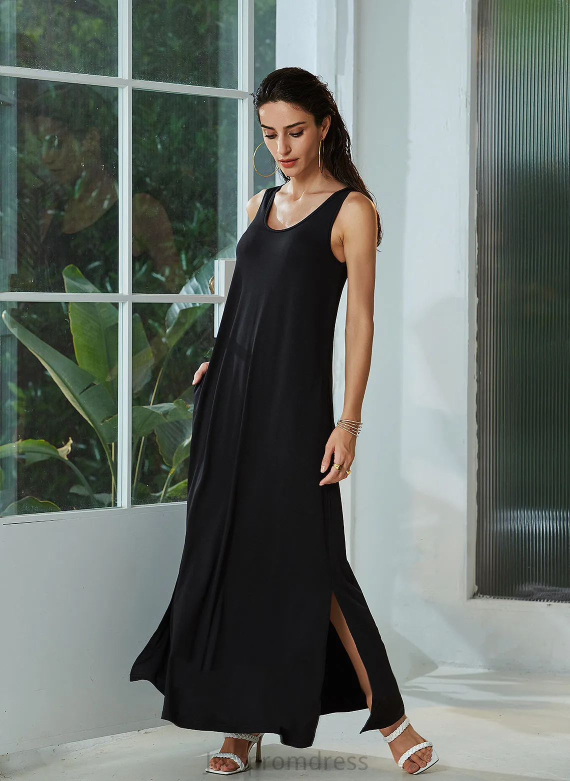 Neck Round Formal Dresses Dresses Xiomara Sheath