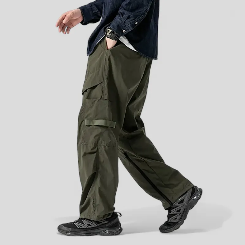 Technical cargo pant with self belt