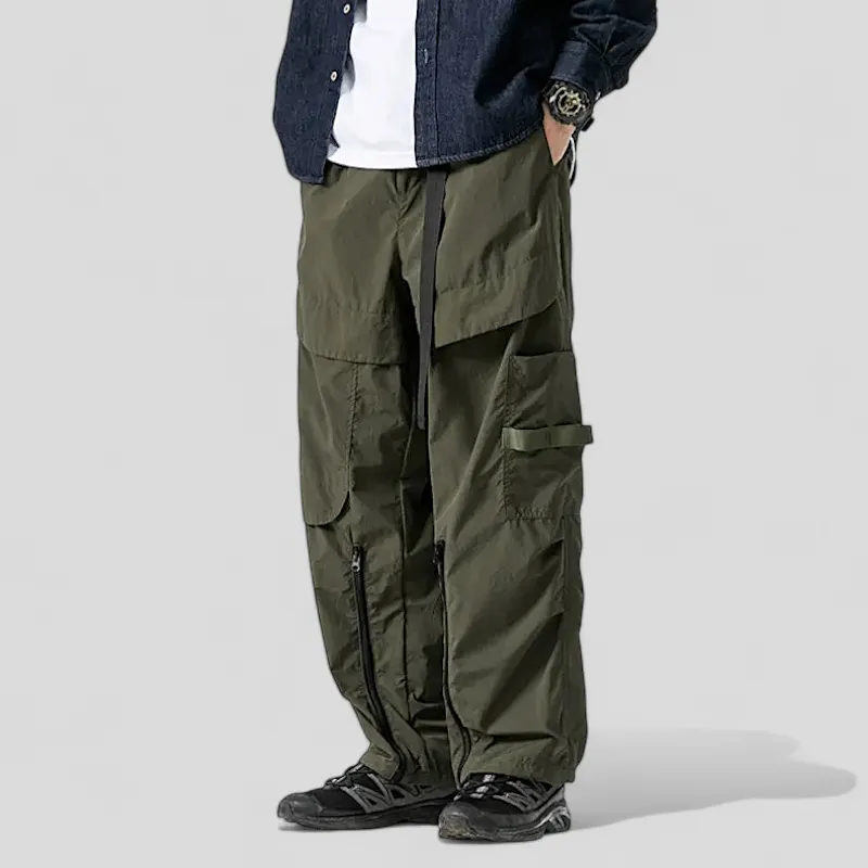 Technical cargo pant with self belt