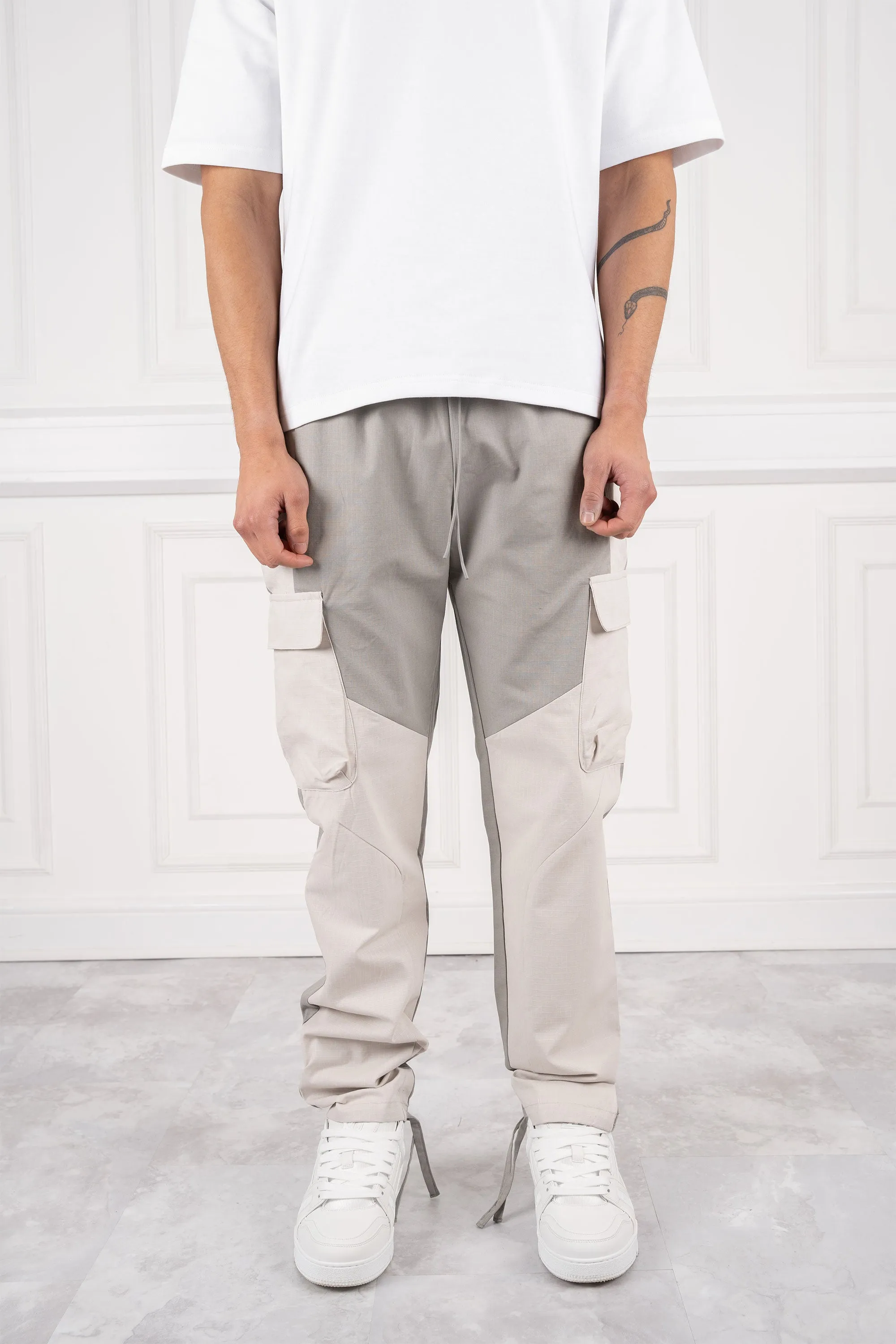 Terrain Panel Cargo Pants - Grey