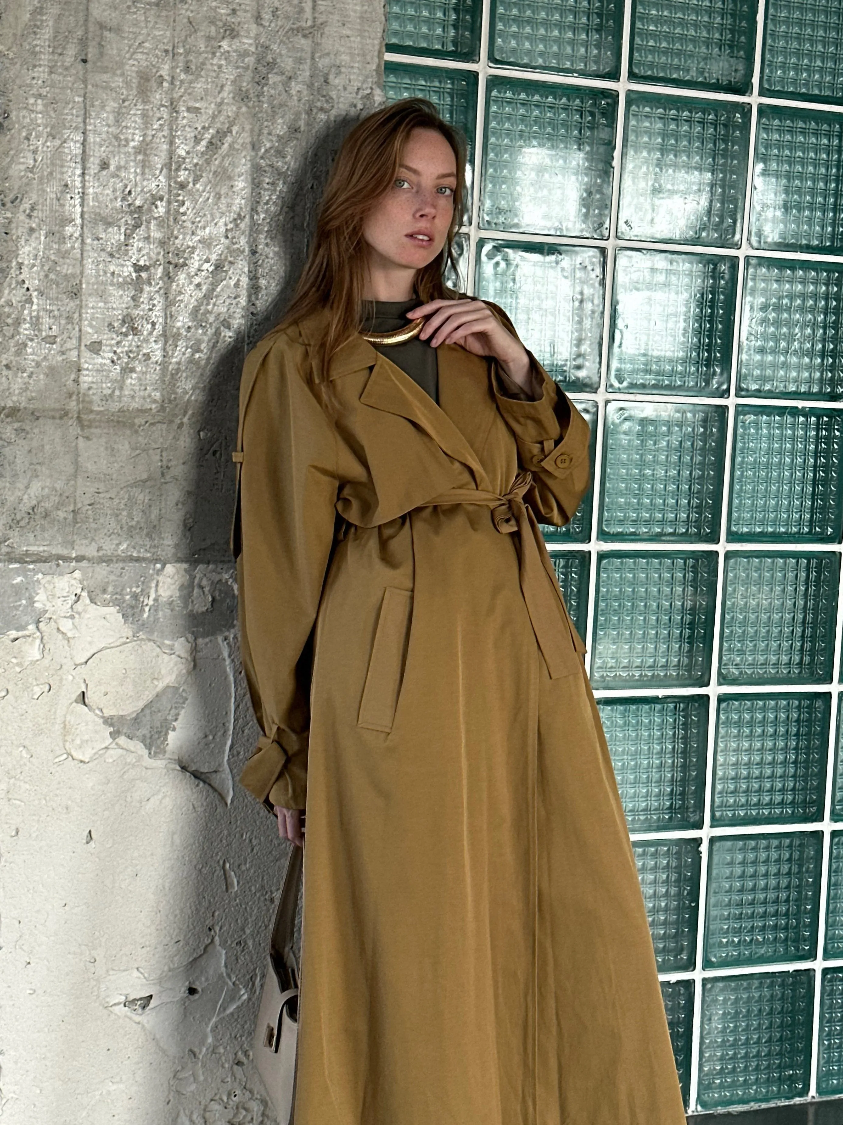 Water repellent trench coat